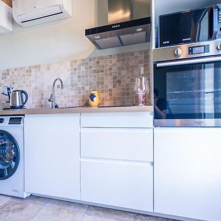 וזון-לה-רומיין Gite "La Sainte-Croix", Traditional Provencal House For 8 People, Private Swimming-Pool, Air-Conditioner, Beautiful Scenery מראה חיצוני תמונה